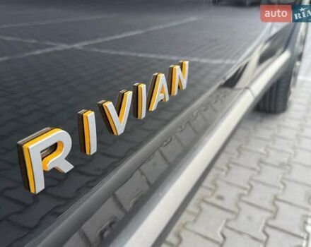 Чорний Rivian R1S, об'ємом двигуна 0 л та пробігом 4 тис. км за 60999 $, фото 22 на Automoto.ua