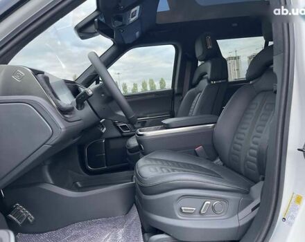 Rivian R1S 2022 в Киеве на Automoto.ua Rivian R1S, объемом двигателя 0 л и пробегом 23 тыс. км за 48500 $, фото 24 на Automoto.ua