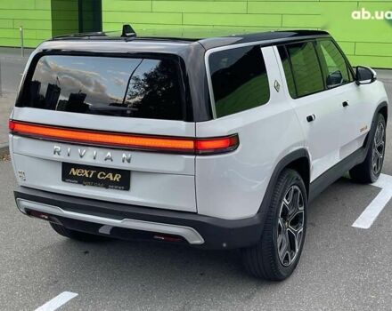 Rivian R1S 2022 в Киеве на Automoto.ua Rivian R1S, объемом двигателя 0 л и пробегом 23 тыс. км за 48500 $, фото 16 на Automoto.ua
