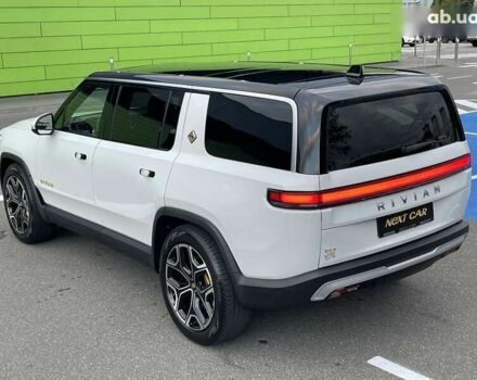 Rivian R1S 2022 в Киеве на Automoto.ua Rivian R1S, объемом двигателя 0 л и пробегом 23 тыс. км за 48500 $, фото 17 на Automoto.ua