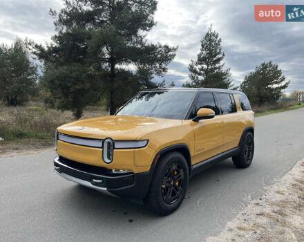 Желтый Rivian R1S, объемом двигателя 0 л и пробегом 21 тыс. км за 65000 $, фото 7 на Automoto.ua