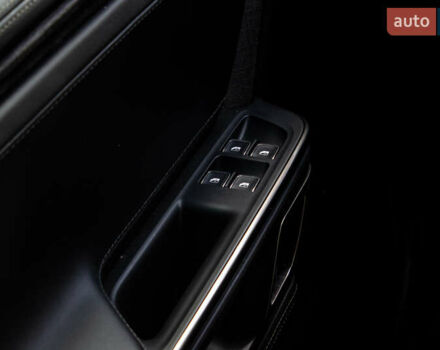 Серый Rivian R1S, объемом двигателя 0 л и пробегом 54 тыс. км за 52000 $, фото 55 на Automoto.ua