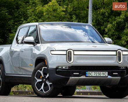 Серый Rivian R1S, объемом двигателя 0 л и пробегом 54 тыс. км за 52000 $, фото 17 на Automoto.ua