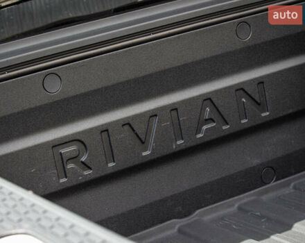 Серый Rivian R1S, объемом двигателя 0 л и пробегом 54 тыс. км за 52000 $, фото 32 на Automoto.ua