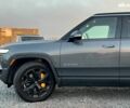 Серый Rivian R1S, объемом двигателя 0 л и пробегом 29 тыс. км за 57490 $, фото 2 на Automoto.ua
