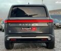 Серый Rivian R1S, объемом двигателя 0 л и пробегом 29 тыс. км за 57490 $, фото 6 на Automoto.ua