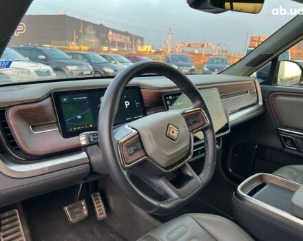 Серый Rivian R1S, объемом двигателя 0 л и пробегом 29 тыс. км за 57490 $, фото 19 на Automoto.ua