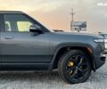 Серый Rivian R1S, объемом двигателя 0 л и пробегом 29 тыс. км за 57490 $, фото 10 на Automoto.ua