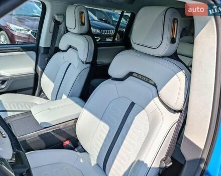 Серый Rivian R1S, объемом двигателя 0 л и пробегом 10 тыс. км за 55290 $, фото 20 на Automoto.ua