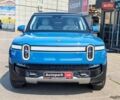 Серый Rivian R1S, объемом двигателя 0 л и пробегом 10 тыс. км за 55290 $, фото 1 на Automoto.ua