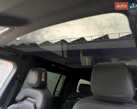 Сірий Rivian R1S, об'ємом двигуна 0 л та пробігом 42 тис. км за 54500 $, фото 37 на Automoto.ua