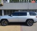 Серый Rivian R1S, объемом двигателя 0 л и пробегом 14 тыс. км за 57000 $, фото 1 на Automoto.ua