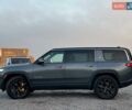 Серый Rivian R1S, объемом двигателя 0 л и пробегом 29 тыс. км за 57490 $, фото 2 на Automoto.ua