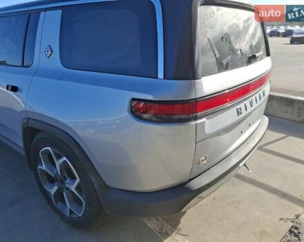 Сірий Rivian R1S, об'ємом двигуна 0 л та пробігом 13 тис. км за 32100 $, фото 21 на Automoto.ua