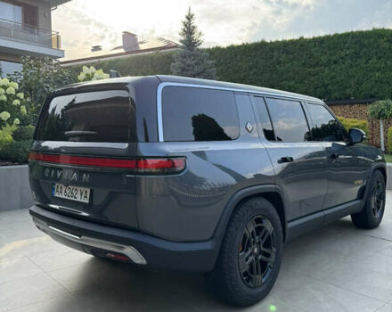Серый Rivian R1S, объемом двигателя 0 л и пробегом 17 тыс. км за 82500 $, фото 28 на Automoto.ua