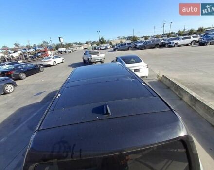 Сірий Rivian R1S, об'ємом двигуна 0 л та пробігом 13 тис. км за 32100 $, фото 10 на Automoto.ua