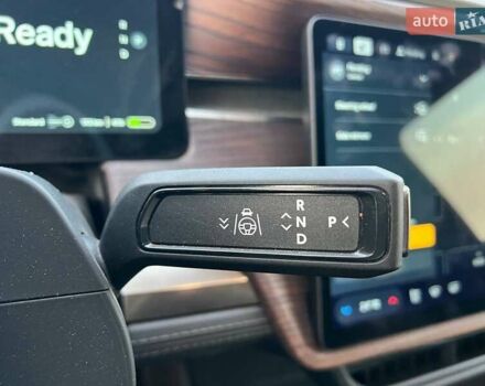 Серый Rivian R1S, объемом двигателя 0 л и пробегом 29 тыс. км за 57490 $, фото 24 на Automoto.ua