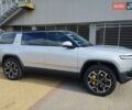 Серый Rivian R1S, объемом двигателя 0 л и пробегом 14 тыс. км за 57000 $, фото 4 на Automoto.ua