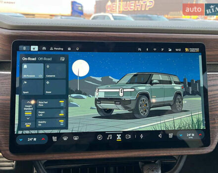 Серый Rivian R1S, объемом двигателя 0 л и пробегом 29 тыс. км за 57490 $, фото 28 на Automoto.ua