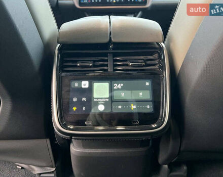 Серый Rivian R1S, объемом двигателя 0 л и пробегом 29 тыс. км за 57490 $, фото 38 на Automoto.ua