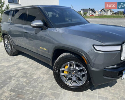 Серый Rivian R1S, объемом двигателя 0 л и пробегом 21 тыс. км за 58000 $, фото 18 на Automoto.ua