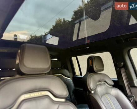 Серый Rivian R1S, объемом двигателя 0 л и пробегом 13 тыс. км за 49000 $, фото 19 на Automoto.ua