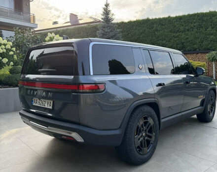 Серый Rivian R1S, объемом двигателя 0 л и пробегом 17 тыс. км за 82500 $, фото 19 на Automoto.ua