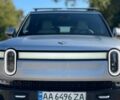 Серый Rivian R1S, объемом двигателя 0 л и пробегом 2 тыс. км за 47500 $, фото 6 на Automoto.ua