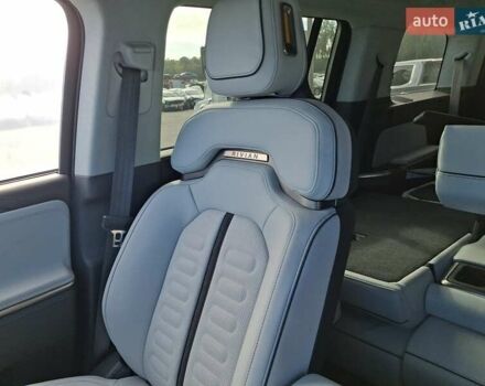 Сірий Rivian R1S, об'ємом двигуна 0 л та пробігом 13 тис. км за 32100 $, фото 23 на Automoto.ua