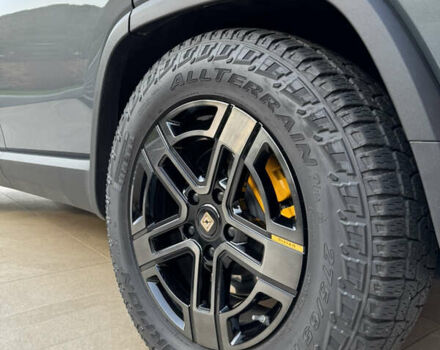 Серый Rivian R1S, объемом двигателя 0 л и пробегом 17 тыс. км за 82500 $, фото 9 на Automoto.ua