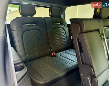 Серый Rivian R1S, объемом двигателя 0 л и пробегом 13 тыс. км за 49000 $, фото 16 на Automoto.ua