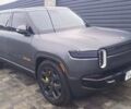 Серый Rivian R1S, объемом двигателя 0 л и пробегом 19 тыс. км за 57000 $, фото 1 на Automoto.ua