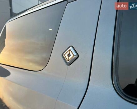 Серый Rivian R1S, объемом двигателя 0 л и пробегом 29 тыс. км за 57490 $, фото 43 на Automoto.ua