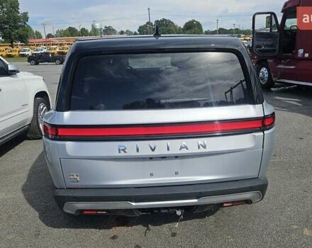 Сірий Rivian R1S, об'ємом двигуна 0 л та пробігом 13 тис. км за 32100 $, фото 28 на Automoto.ua