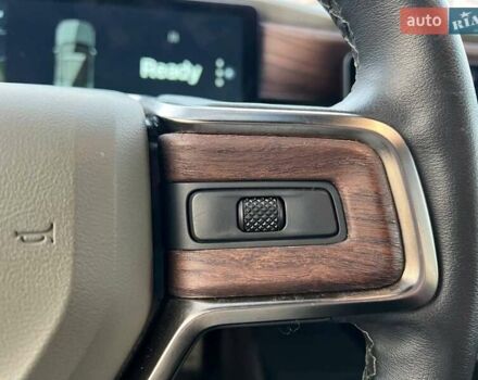 Серый Rivian R1S, объемом двигателя 0 л и пробегом 29 тыс. км за 57490 $, фото 26 на Automoto.ua