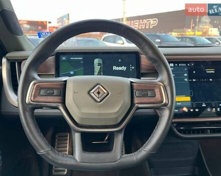 Серый Rivian R1S, объемом двигателя 0 л и пробегом 29 тыс. км за 57490 $, фото 23 на Automoto.ua