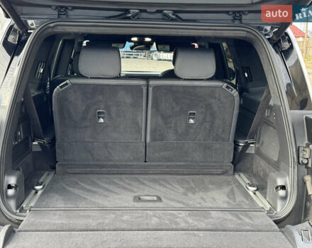 Серый Rivian R1S, объемом двигателя 0 л и пробегом 15 тыс. км за 52000 $, фото 9 на Automoto.ua