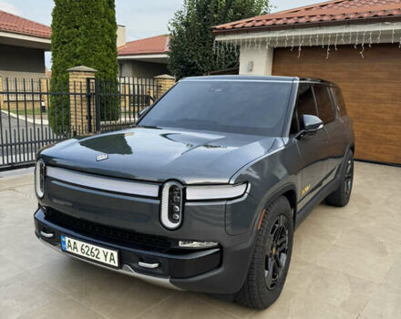 Серый Rivian R1S, объемом двигателя 0 л и пробегом 17 тыс. км за 82500 $, фото 20 на Automoto.ua