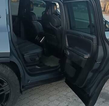 Серый Rivian R1S, объемом двигателя 0 л и пробегом 18 тыс. км за 47000 $, фото 18 на Automoto.ua