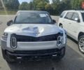 Сірий Rivian R1S, об'ємом двигуна 0 л та пробігом 13 тис. км за 32100 $, фото 1 на Automoto.ua