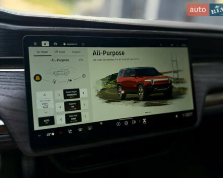 Серый Rivian R1S, объемом двигателя 0 л и пробегом 13 тыс. км за 49000 $, фото 30 на Automoto.ua