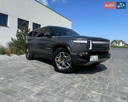 Серый Rivian R1S, объемом двигателя 0 л и пробегом 21 тыс. км за 58000 $, фото 14 на Automoto.ua
