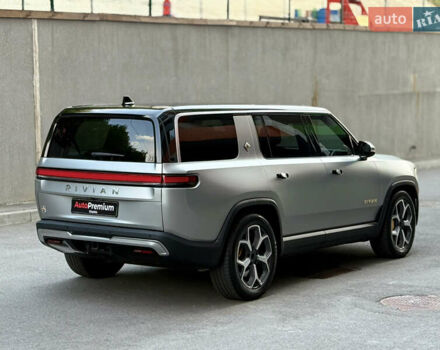 Серый Rivian R1S, объемом двигателя 0 л и пробегом 13 тыс. км за 49000 $, фото 6 на Automoto.ua