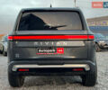 Серый Rivian R1S, объемом двигателя 0 л и пробегом 29 тыс. км за 57490 $, фото 5 на Automoto.ua