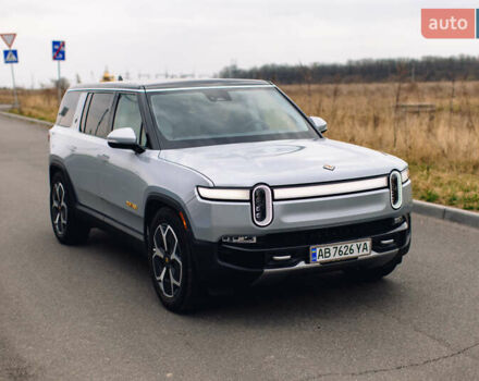 Серый Rivian R1S, объемом двигателя 0 л и пробегом 10 тыс. км за 63000 $, фото 33 на Automoto.ua