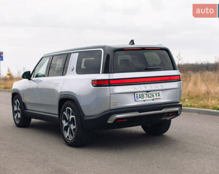 Серый Rivian R1S, объемом двигателя 0 л и пробегом 10 тыс. км за 63000 $, фото 45 на Automoto.ua