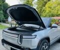 Серый Rivian R1S, объемом двигателя 0 л и пробегом 2 тыс. км за 61500 $, фото 6 на Automoto.ua