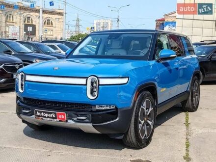 Rivian R1S 2017 в Харькове на Automoto.ua Серый Rivian R1S, объемом двигателя 0 л и пробегом 10 тыс. км за 55290 $, фото 1 на Automoto.ua