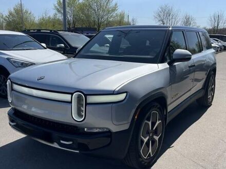 Rivian R1S 2023 в Днепре (Днепропетровске) на Automoto.ua Серый Rivian R1S, объемом двигателя 0 л и пробегом 5 тыс. км за 49900 $, фото 1 на Automoto.ua