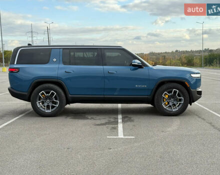 Синий Rivian R1S, объемом двигателя 0 л и пробегом 62 тыс. км за 43000 $, фото 13 на Automoto.ua